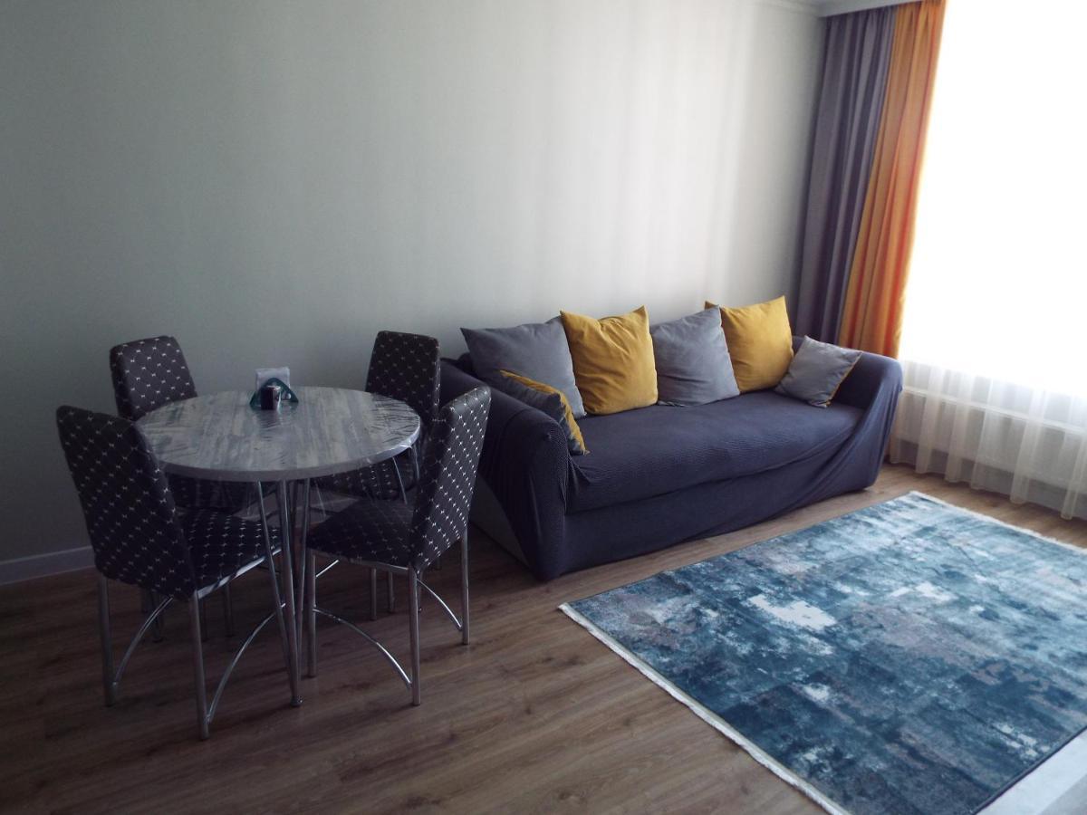 אסטנה Esil Plaza Apartment מראה חיצוני תמונה